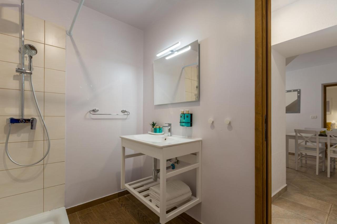 Apartments Agata Novigrad Istria エクステリア 写真