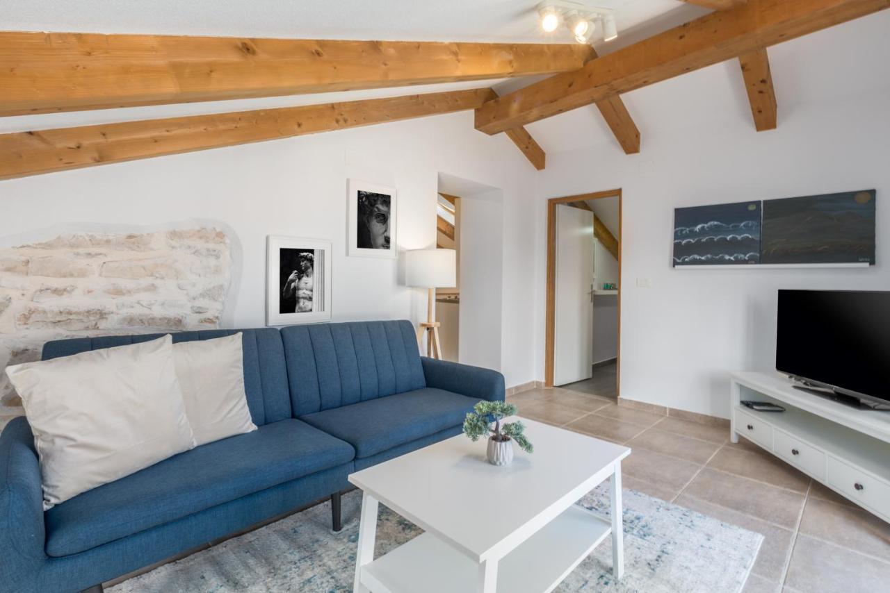Apartments Agata Novigrad Istria エクステリア 写真