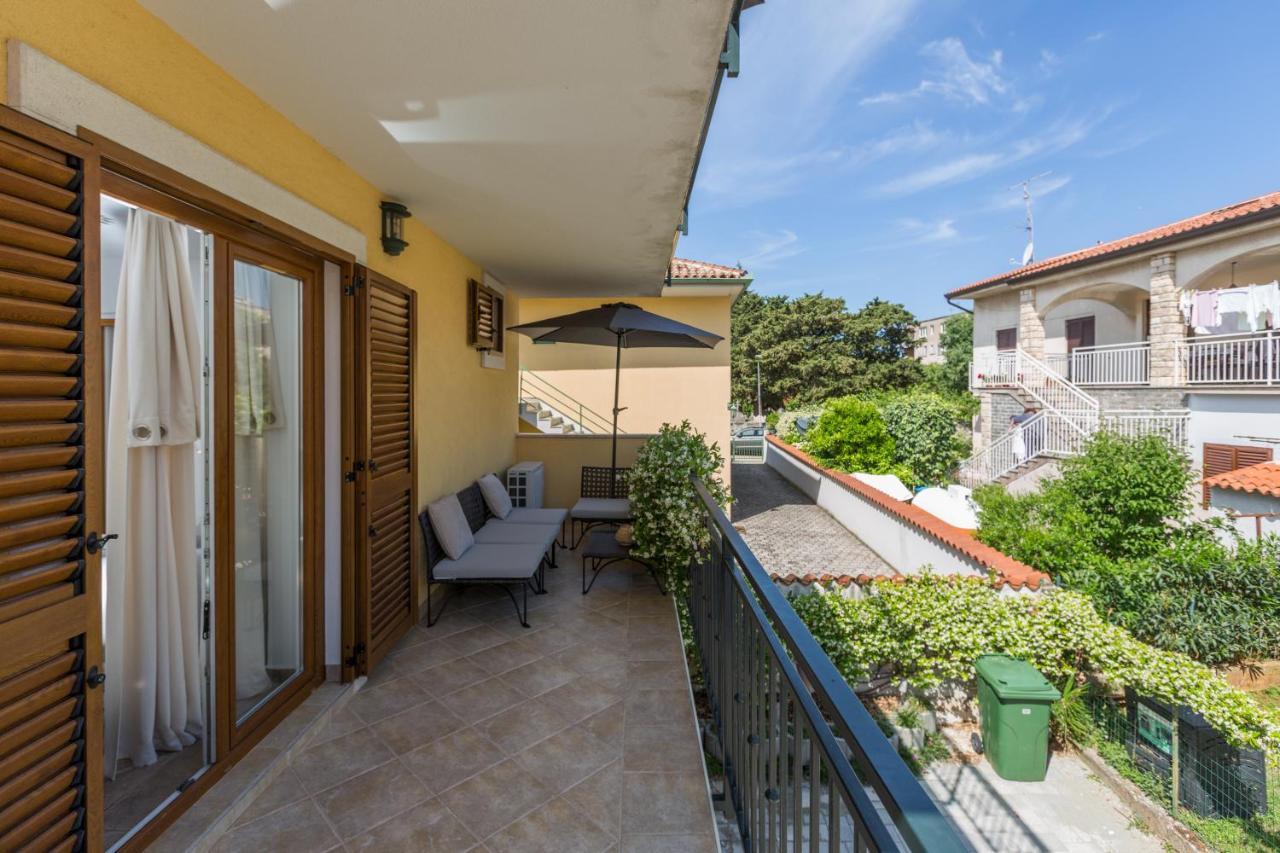 Apartments Agata Novigrad Istria エクステリア 写真